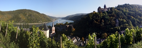 Bacharach am Rhein - Blick von den Wernbergen über die Stadt